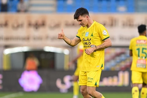 تخطى شريف.. مورج أسرع لاعب بديل يسجل في دوري روشن بهدفه أمام ضمك